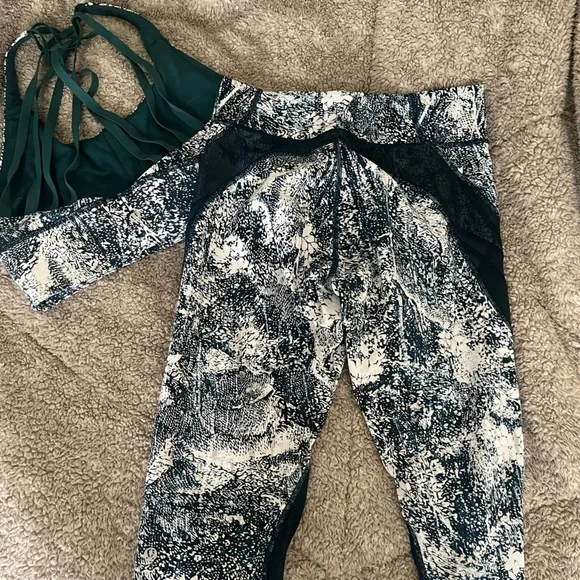 Lululemon set - Picture 2 of 2